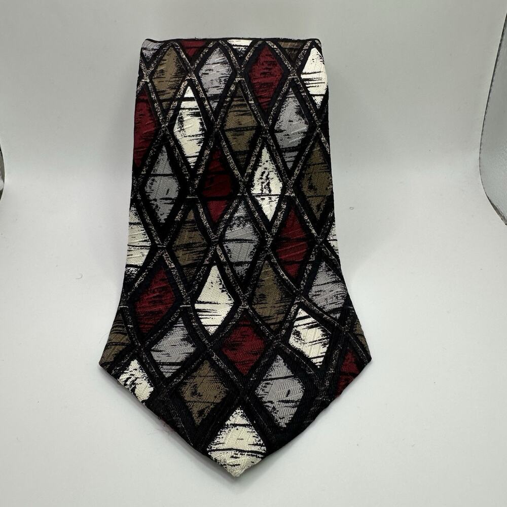 Bachrach‎ Tie Made In Italy 100% Silk Geometric Diamond Red Gray Black